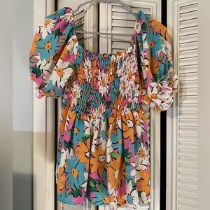 EUC Spring Floral Smocked Baby Doll Top by Bibi Sz Small